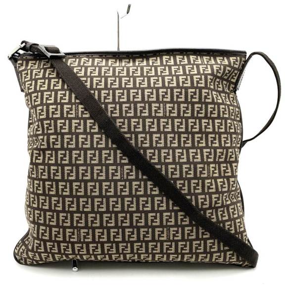 FENDI Brown Leather Shoulder Bag